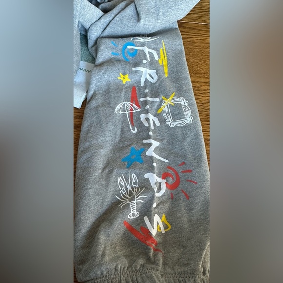 FRIENDS grey sweatpants size XXL - Picture 2 of 6